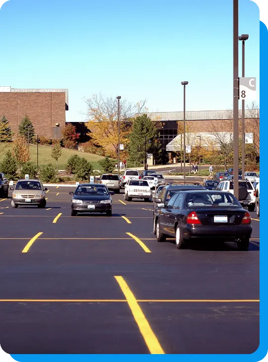 Parkhäusern und Parkräumen